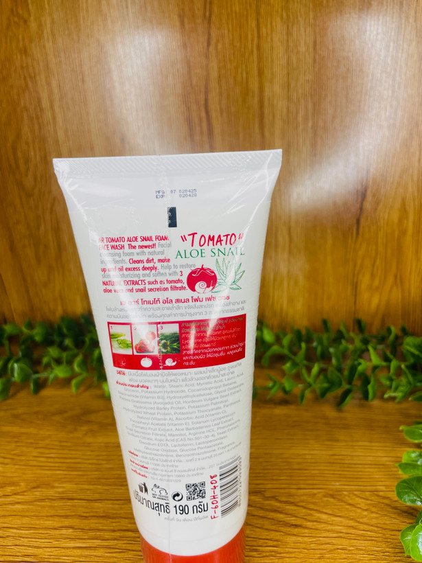 فوم شستوشوی روشن کننده و جوانساز صورت گوجهفرنگی، آلوئهورا و حلزون AR | حجم ۱۹۰ AR Tomato Aloe Snail